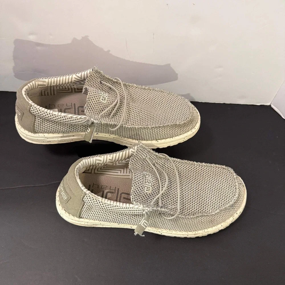 Hey Dude Wally Sox Ash Mens Slip On Loafers Sneakers Gray US 8